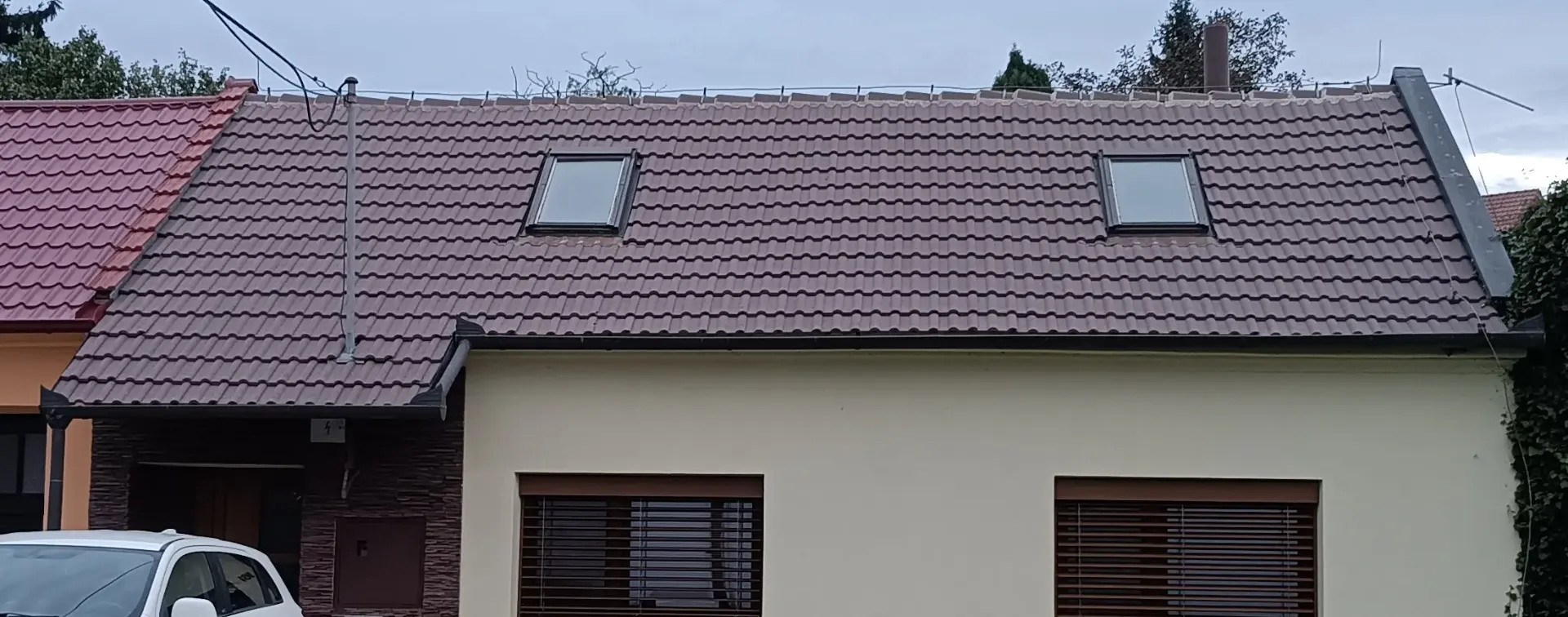 Čištění / mytí střechy - betonové tašky